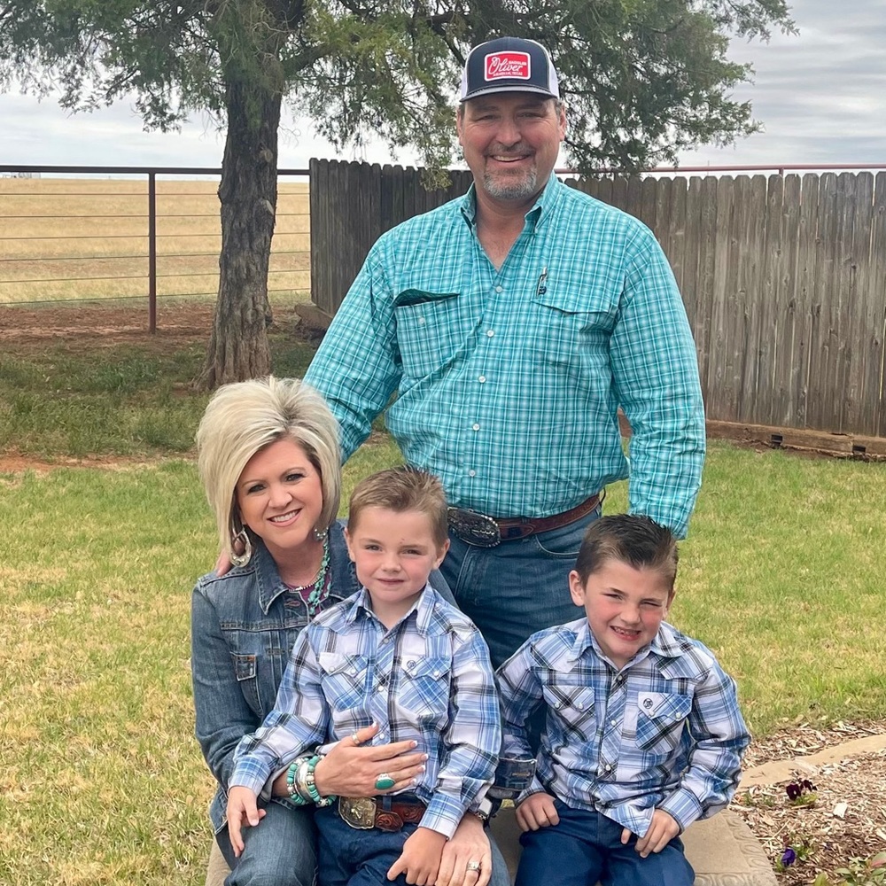 Meet your Posher, Lacey